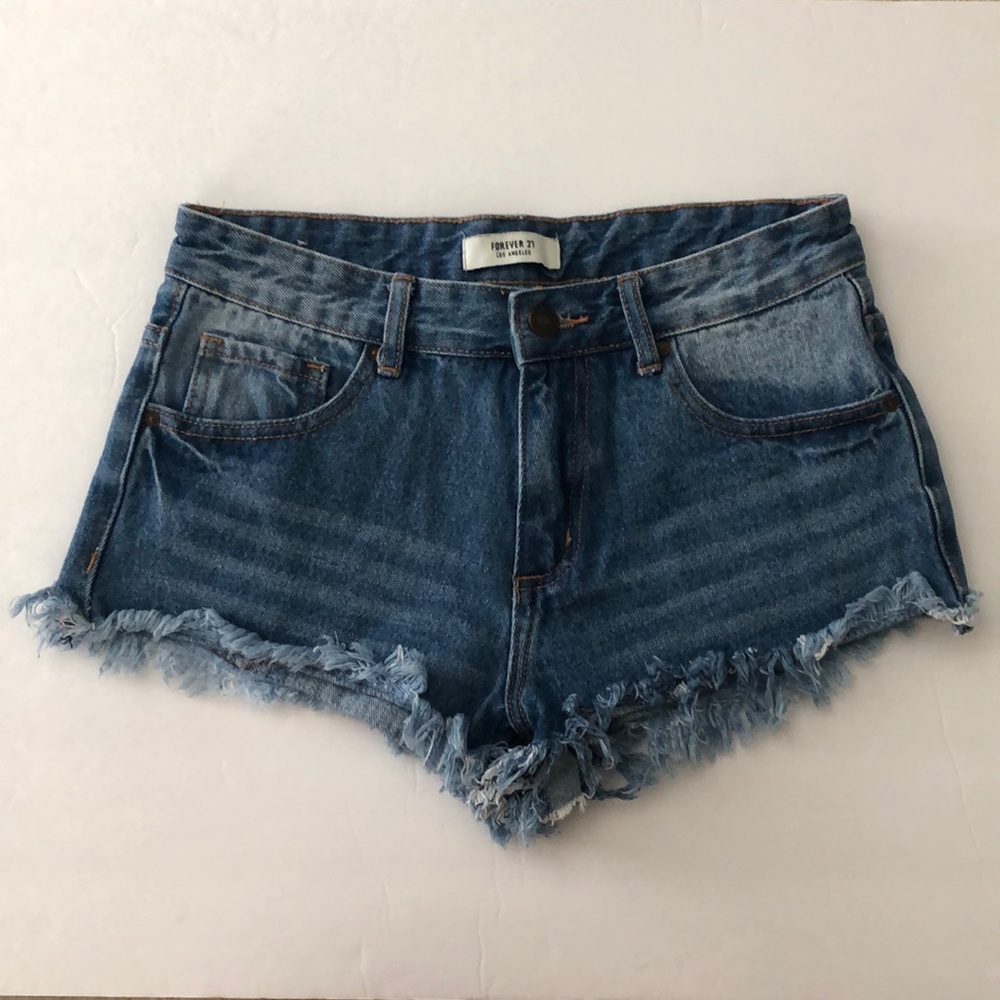 Forever 21 Cut Off Jean Shorts in Size 26